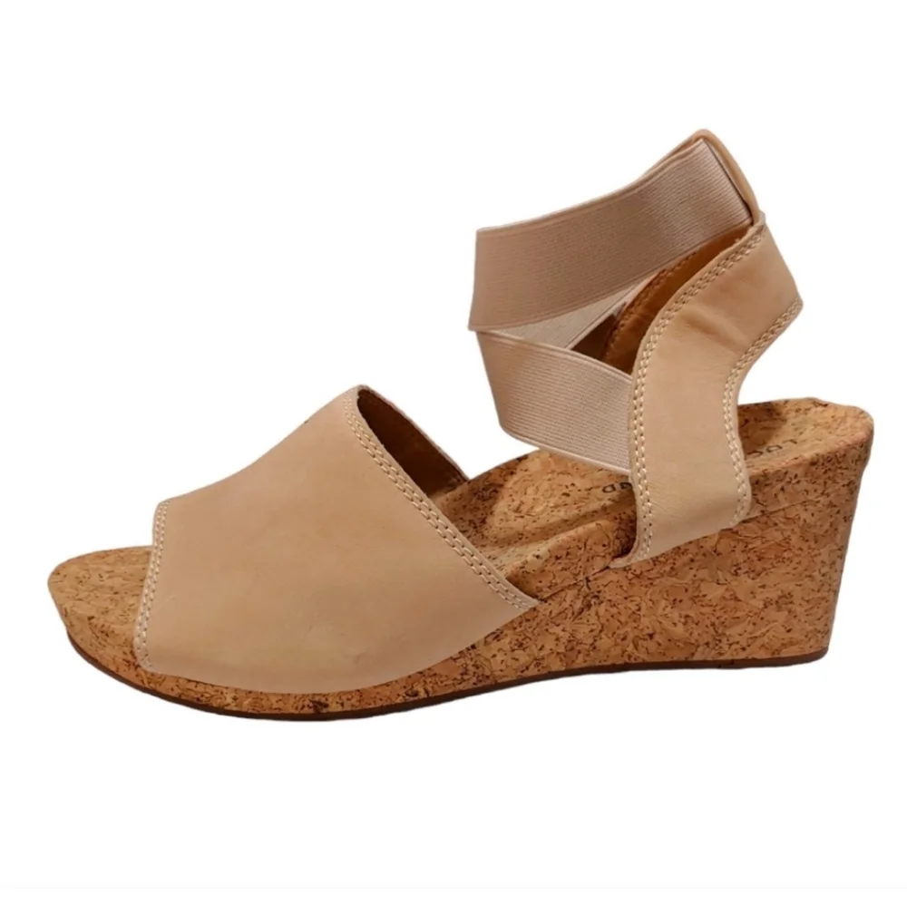 Lucky Brand Kyla Tan Beige Ankle Strap Wedge Sandals Heels Women's Size 10